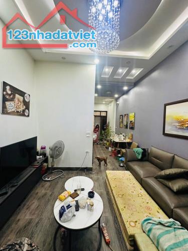 Bán nhà phố Nguyễn Đức Cảnh, Hoàng Mai, 44m, 5 tầng, MT 4m, cách 50m mặt phố ô tô tránh. - 2