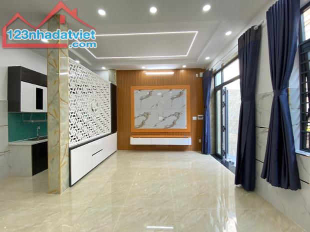 Bán Nhà Lê Đình Cẩn - Tên Lửa Bình Tân - 3 Tấm Mới - Ngang Lớn 6m - Hẻm Xe Tải - Nhỉnh 5 - 1