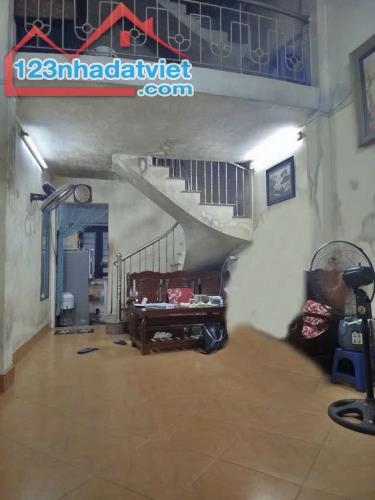 BÁN NHÀ PHỐ NGUYỄN THÁI HỌC-38M 8xTỶ-AN SINH TIỆN ÍCH MIỄN BÀN-Ở SƯỚNG