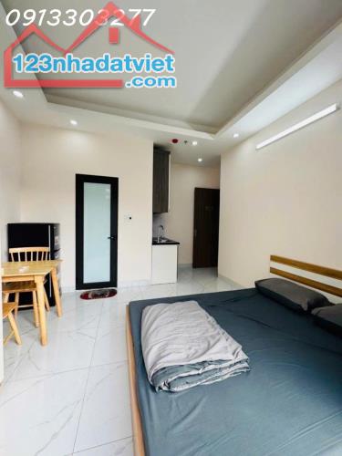 TOÀ CCMN 6 TẦNG THANG MÁY – DÒNG TIỀN 60TR/THÁNG
GẦN ĐH: BÁCH - KINH - XÂY – MẶT TIỀN - 2