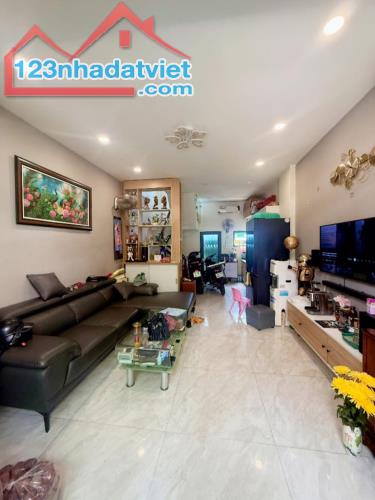 Bán Nhà Lê Văn Quới - Bốn Xã Bình Tân - Hẻm Xe Tải - 2 Tầng BTCT - 4 x 9m - Hơn 3 Tỉ - 1