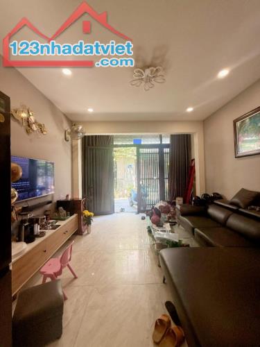 Bán Nhà Lê Văn Quới - Bốn Xã Bình Tân - Hẻm Xe Tải - 2 Tầng BTCT - 4 x 9m - Hơn 3 Tỉ - 2