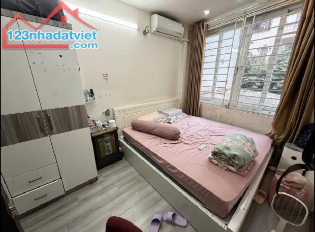 BÁN NHÀ ĐẸP – VỊ TRÍ VÀNG TẠI CỔ NHUẾ GẦN MẶT PHỐ– GIÁ CHỈ NHỈNH 5 TỶ CÓ NGAY 4 PN - 1