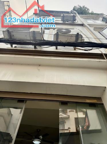 BÁN NHÀ ĐẸP – VỊ TRÍ VÀNG TẠI CỔ NHUẾ GẦN MẶT PHỐ– GIÁ CHỈ NHỈNH 5 TỶ CÓ NGAY 4 PN - 2