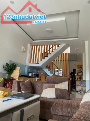 Cần Bán Gấp Căn Nhà Phường 9, Đà Lạt giá 3.05 tỷ