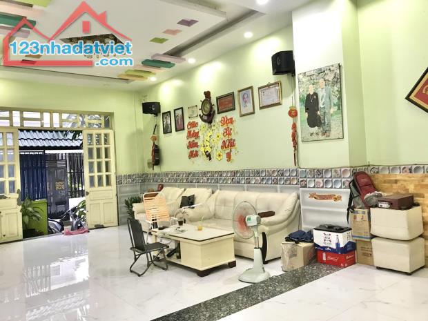 NHÀ 4 TẦNG - HOÀN CÔNG - THƯƠNG LƯỢNG MẠNH - 108M^2 -Bình Chiểu Thủ Đức- Chỉ 6.8 tỷ - 4