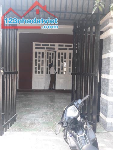 BÁN NHÀ CẤP 4 2 PHÒNG NGỦ – DIỆN TÍCH 172M² – ĐƯỜNG NHỰA THÔNG DÀI – GIÁ TỐT ĐẦU TƯ - 2