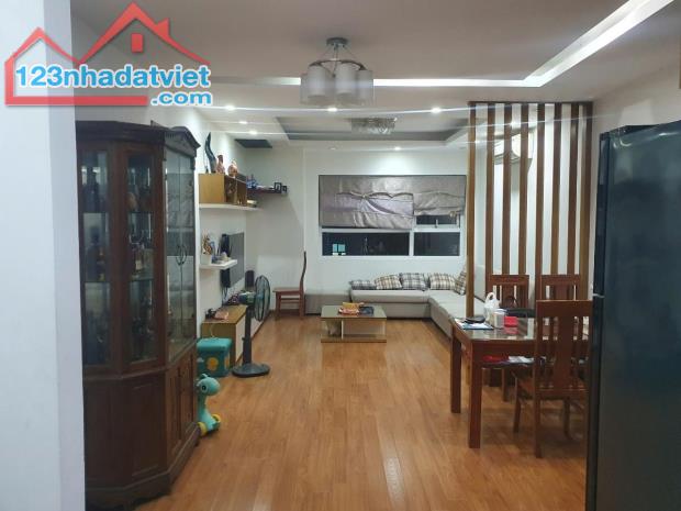 Bán căn hộ chung cư golden palace mễ trì từ Liêm Hà Nội
