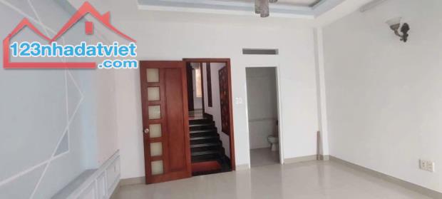 MẶT TIỀN KINH DOANH 5 TẦNG-ĐƯỜNG NHỰA 12M-NGAY EMART PHAN HUY ÍCH - 4