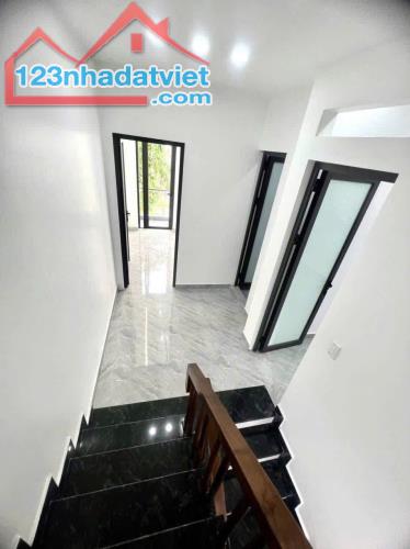 ❌ chú Nam bán gấp căn 1 trệt 2 lầu 62m2 sổ hồng riêng 780tr ở Tân Xuân Hóc Môn - 3