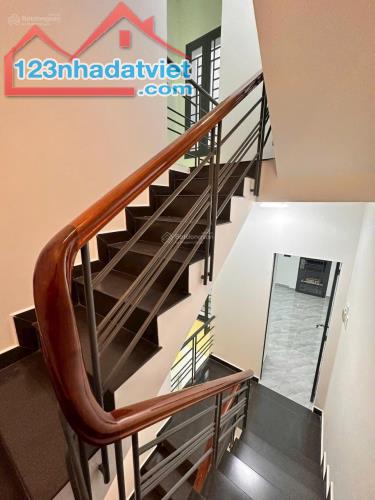 🌹🌹5 TỶ HƠN- Nhà mới Đẹp 4 Tầng Sát Mặt Tiền Trần Hưng Đạo TT Quận 5-Giáp Quận 1 - 3