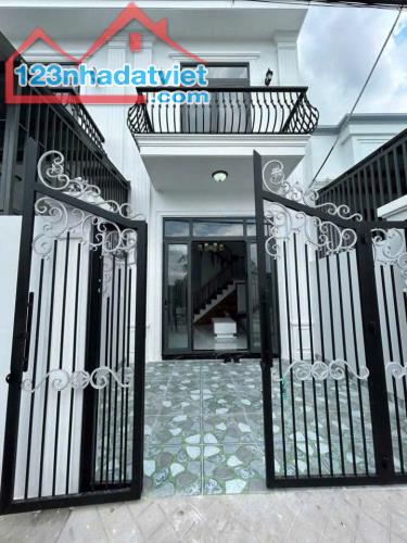 Cần bán nhà tại Hóc Môn giá chỉ 820 triệu 6mx21 - 1
