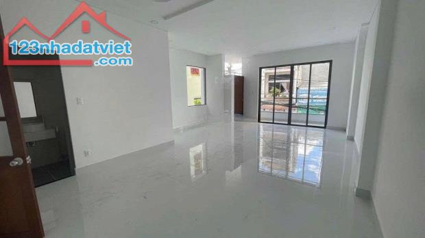 Cho thuê nhà Căn góc 2 MT Thạch Lam, Phú Thạnh, Tân Phú - 1
