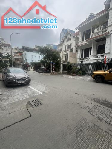 BÁN NHÀ MẶT PHÓ LẠC LONG QUÂN, TÂY HỒ. 130M2 4 TẦNG MT 5M GIÁ 46 TỶ- KINH DOANH SẦM UẤT - - 3