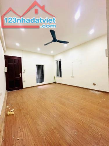 BÁN NHÀ TT 2 TẦNG, Sd 80M2, NGÕ BẠCH MAI, HAI BÀ TRƯNG, GIÁ 2 TỶ x - SỔ ĐỎ CHÍNH CHỦ - 3