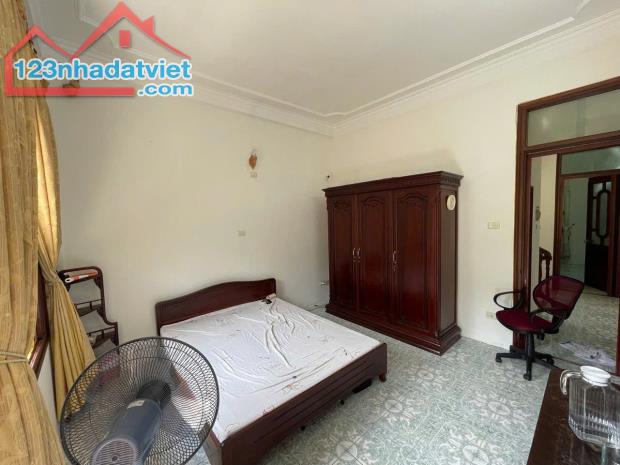 Cho thuê nhà nguyên căn Phố Minh Khai 3 tầng x 60m2, 4 ngủ, KD online kết hợp ở gđ, 15 - 4