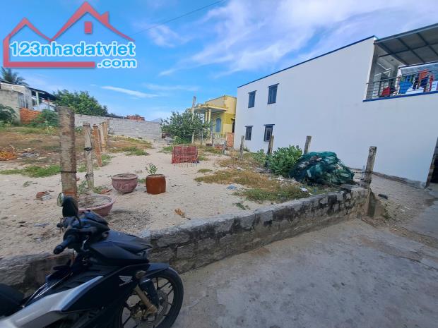 bán đất cách biển dốc lết chỉ 200m giá 9tr Ninh Thủy Ninh Hòa 0985451850