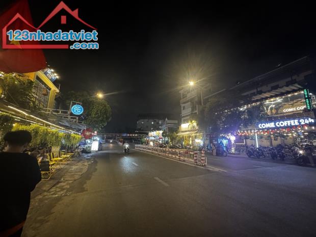 MẶT TIỀN KINH DOANH  SẦM UẤT NGÀY ĐÊM - NGANG KHỦNG 11M NGUYỄN THÁI SƠN, P.5 GÒ VẤP – CHỈ