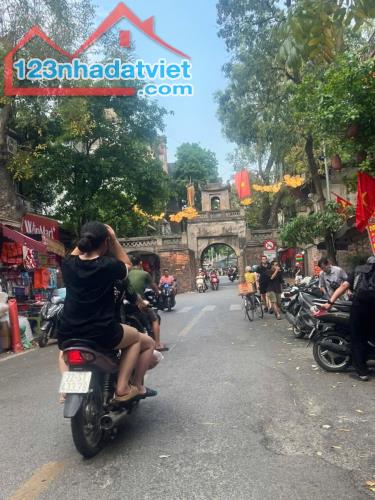 MẶT PHỐ HÀNG CHIẾU HOÀN KIẾM, VỊ TRÍ VIP ĐẸP HIẾM KINH DOANH ĐỈNH. DT 124M2 GIÁ 78.9 TỶ