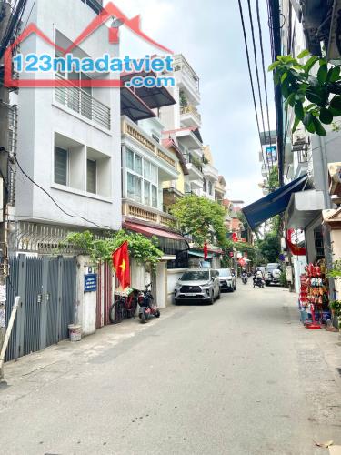 Bán nhà 6 tầng thang máy phố Lạc Long Quân, Tây Hồ, cách 1 nhà ra ô tô tránh, 25m, 5.8 tỷ - 3