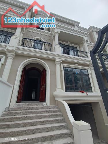 BIỆT THỰ KHU P- CIPUTRA-TÂY HỒ-VỈA HÈ-KD-Ô TÔ:150M X5T, MT 7M, GIÁ 54,8 TỶ. - 1