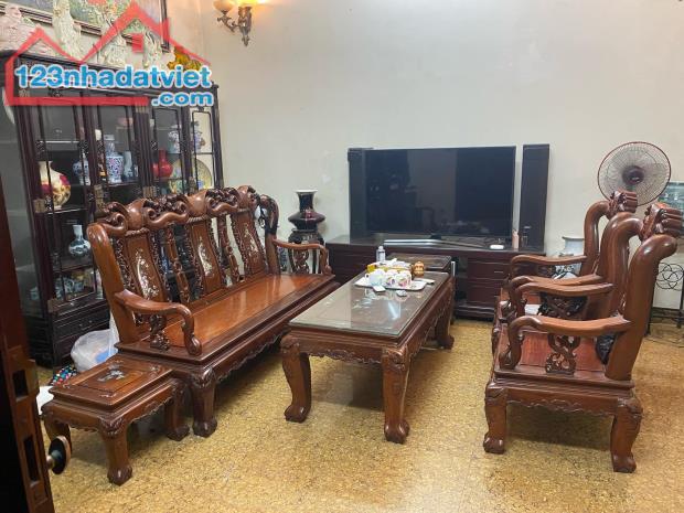 Bán nhà phố Đồng Me, Mễ Trì, Nam Từ Liêm. DT 55m2 x 6 tầng, 8 phòng cho thuê, giá 10,5 tỷ