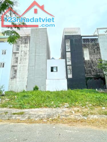 Hàng hiếm - Lô đất 5x13m Đường nhựa 8m Hoàng Quốc Việt, Quận 7