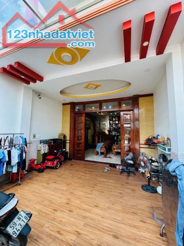 Bán nhà Mặt Tiền đường số 6, 100m2 ( 5 X 20 ) 2 Tầng 4 PN- Giá tốt còn thương lượng - 1