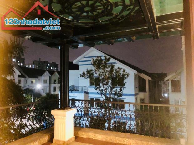 BÁN BIỆT THỰ KĐT - MỸ ĐÌNH - HÀ NỘI - 200M2 - SỔ ĐỎ - 4