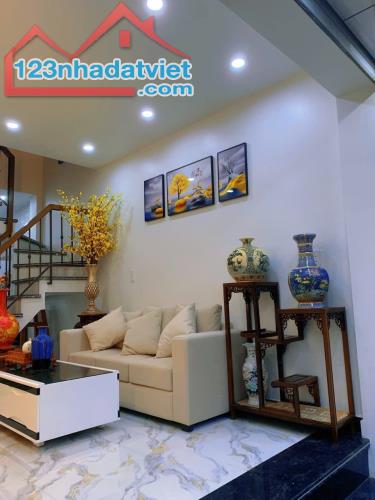 Bán gấp nhà Phương Lưu, Vạn Mỹ, Ngô Quyền,Hp. 2,3 tỷ, 30m2, 3 tầng. - 2
