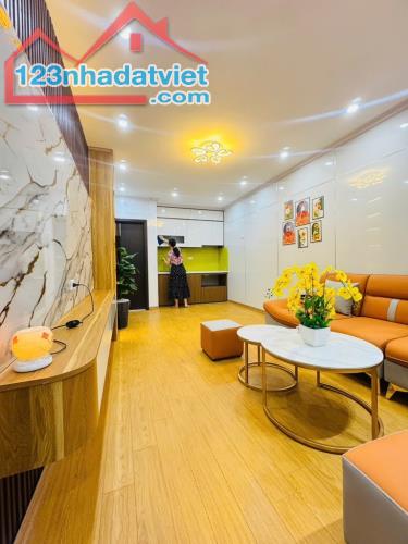 BÁN NHÀ TT 55M2, THÁI THỊNH - ĐỐNG ĐA - GIÁ CHỈ 3 TỶ X - SỔ ĐỎ CHÍNH CHỦ