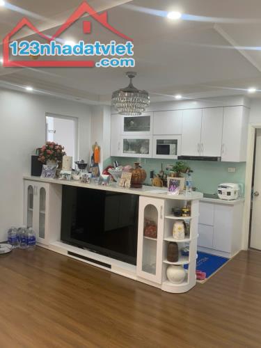 Bán chung cư Cowa Tower 199 Hồ Tùng Mậu tầng trung 94m 2PN PK rộng nhà đẹp sẵn ở ngay - 2