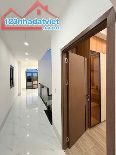 Chỉ 2 tỷ 850 – Sở hữu nhà mới 100% hẻm 1 sẹc, diện tích 150m², 3PN, 4WC– Trung tâm TP. Thủ - 3