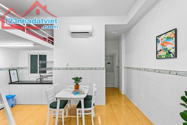CHO THUÊ CĂN HỘ DỊCH VỤ 2PN - 2WC- 50M2 - PHAN VĂN HÂN P17 - 4