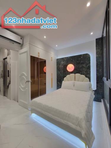 🏡 Nhà Đẹp Vuông Vức, 1 Trệt 3 Lầu ST, 5PN, Sân Ô Tô – HXT Thống Nhất Gò Vấp - 2