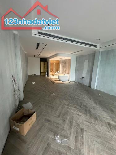 💜💜TUYỆT PHẨM NHÀ PHỐ NGUYỄN VĂN CỪ 101M2X7T MT 5M CHÀO 26.8 TỶ - GARA Ô TÔ 2-3 CHIẾC - F - 3