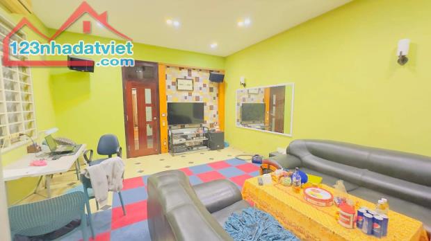 LÔ GÓC-MẶT NGÕ ÔTÔ TẢI TRÁNH-CHO THUÊ-KINH DOANH-80M 4T 22TỶ-TÂY KẾT QUẬN 2 BÀ