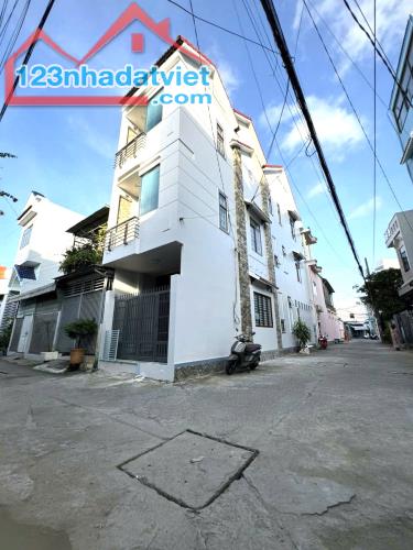 CHO THUÊ nguyên căn Nhà 2 Lầu, cách Chợ  TRẦN QUANG DIỆU chỉ 70m - BÌNH THUỶ - 2
