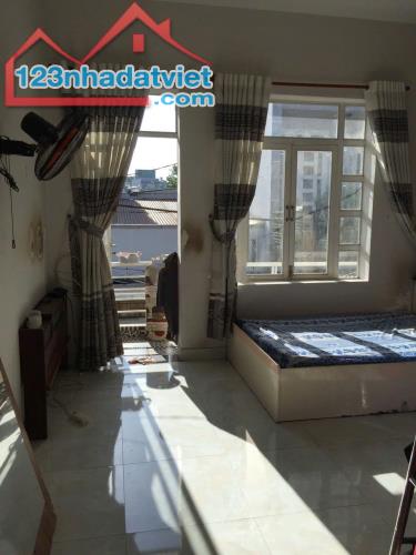 KHU NHÀ ĐỒNG BỘ ĐẸP, RẺ - DÂN TRÍ CAO - 48M2 - HẺM 4M - GÒ VẤP - GIÁ 4.3 tỷ - 5
