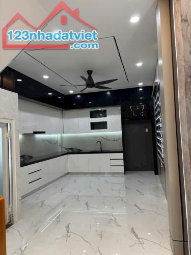Nhà đẳng cấp 3 lầu 4mx25m mt thới an 13 gần siêu thị metro q12 - 3