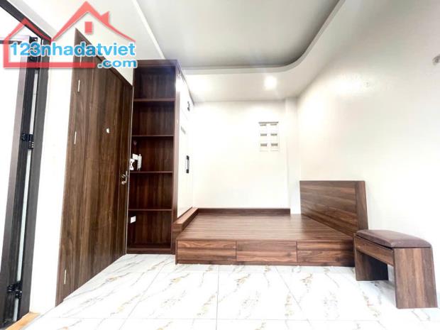 NHÀ ĐẸP LẠC LONG QUÂN – 6 TẦNG – THANG MÁY  – CÁCH Ô TÔ TRÁNH CHỈ 1 NHÀ - 1