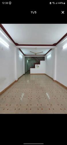 Bán nhà mặt tiền 1 trệt 1 lầu đường 23/10 xã Vĩnh Thạnh giá 4 tỷ 750