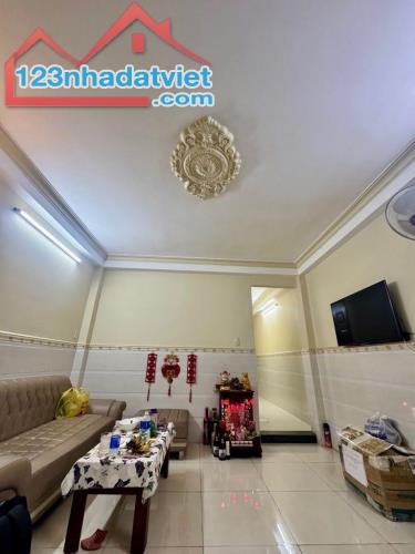 Bán nhà Gò Vấp, hẻm xe hơi Quang Trung , ngay Vincom,  86M² x 2 tầng,4 Pn, 7tỷ - 1