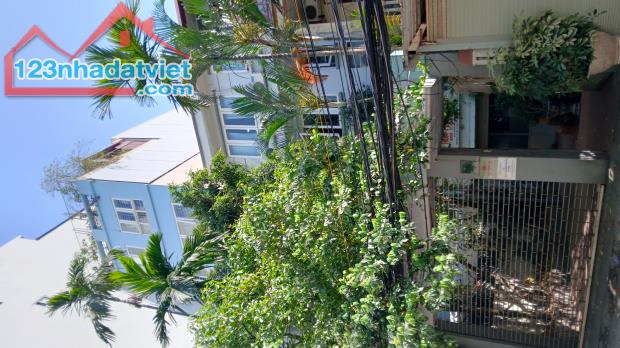 BÁN NHÀ TRÍCH SÀI, VEN HỒ TÂY - PHÂN LÔ, GẦN PHỐ, 10M RA Ô TÔ TRÁNH DỪNG ĐỖ 24/7