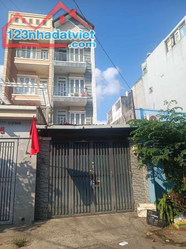 CHỦ CẦN TIỀN BÁN GẤP NHÀ HẺM 6M, 1 TRÊT, 3 LẦU, 4M x 28M, GIÁ 11 TỶ CÒN TL