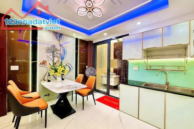 Bán nhà hẻm xe hơi, Phạm Văn Chiêu, Gò Vấp, 56 m² (4m x 14m) - Giá 8.6 tỷ TL - 3