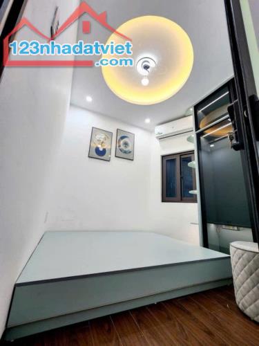 TRUNG TÂM ĐỐNG ĐA NHỎ -NHỎ XINH NHIỀU KHÁCH Full nội thất mua ngay nhận ngay sổ đỏ - 3