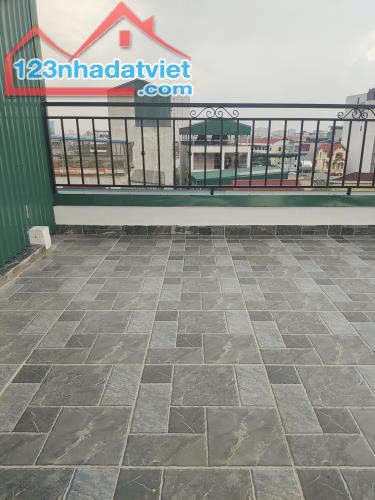 Cho thuê nhà 6 tầng,nhà mới,có thang máy, diện tích 42m2,ngõ cách mặt đường Kim Giang 20m - 5