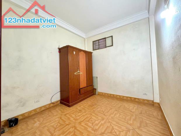 Cần bán luôn và ngay nhà ngõ Hòa Bình 7, Hai Bà Trưng 42m x 4T giá 7.8 tỷ, căn góc, tự xây - 4