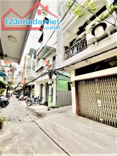 5.5 TỶ HƠN - NHÀ HẺM NHỰA 6M - BA THÁNG HAI QUẬN 11 - 5 TẦNG BTCT - VỪA Ở VỪA MỞ VPCTY/SPA